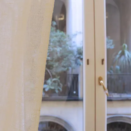 Carlotta Apartment